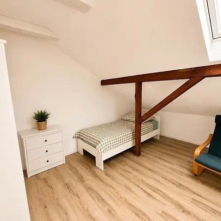 Sunnyhome Monteurwohnungen Und In Regensburg * Bernhardswald